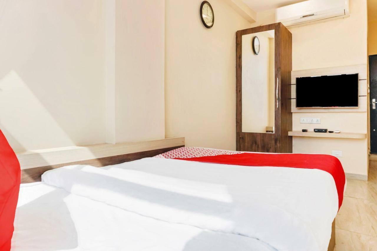Oyo 29634 Hotel Navalai Pride Ratnagiri Exterior photo